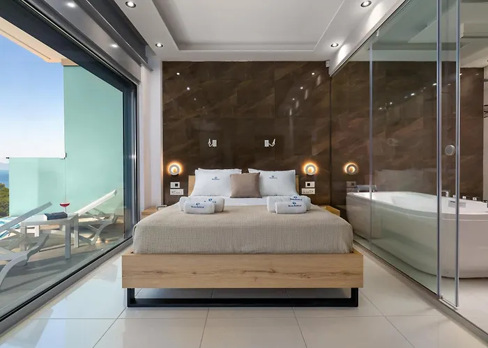 Rhodes Skyline With In Door Jacuzzi Sea View * 依克希亚