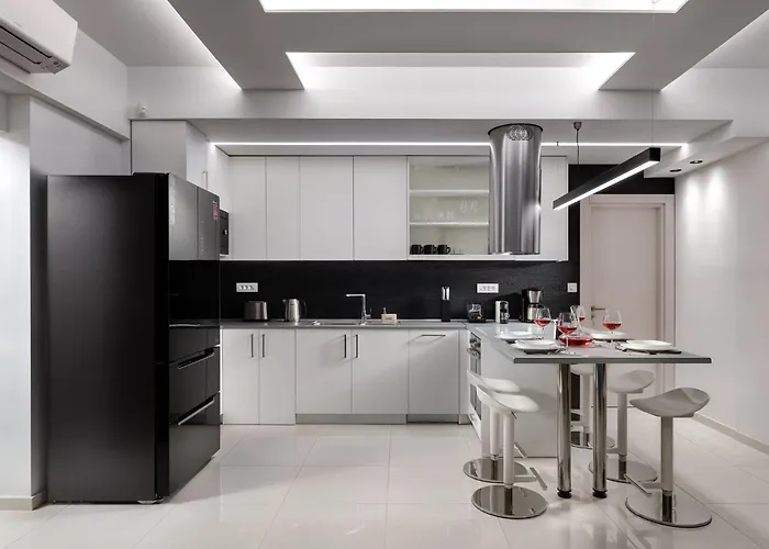 Διαμέρισμα Rhodes Skyline With In Door Jacuzzi Sea View